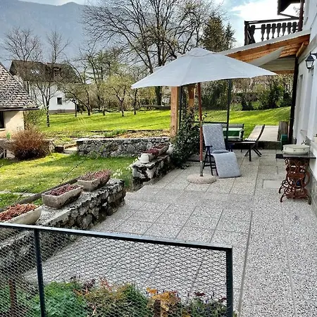 Lägenhet Apartma Pri Soci